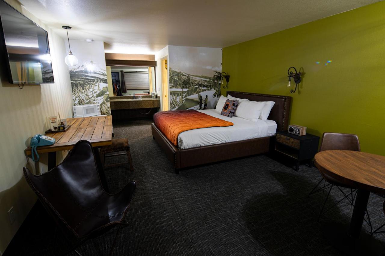 Hotel Campfire 3*